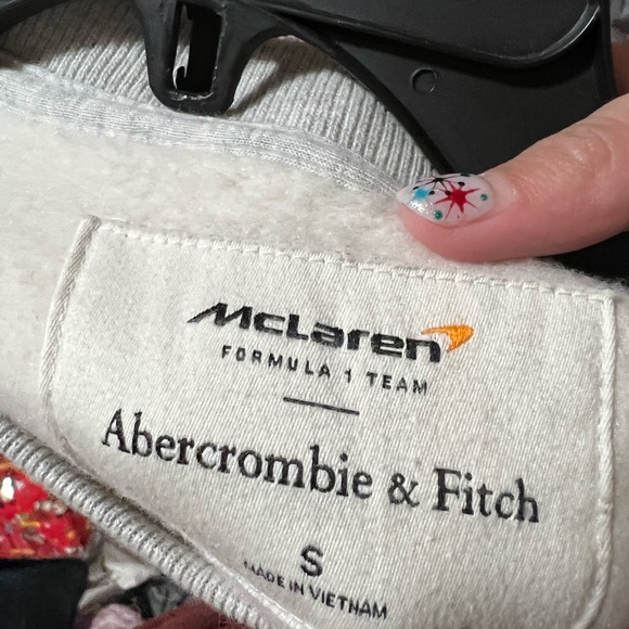Mens Abercrombie and fitch Mclaren Graphic Crew sweatshirt Lando Small - Picture 3 of 4